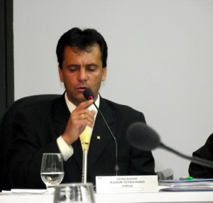 adair otaviano - upa